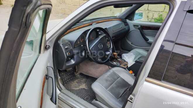 Mercedes C 230 2000, 300,000 km - 2.3 l - Bakı
