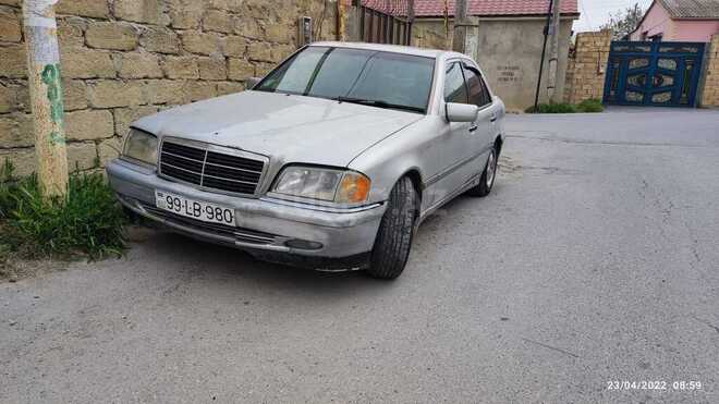 Mercedes C 230 2000, 300,000 km - 2.3 l - Bakı
