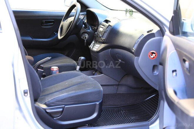 Hyundai Elantra 2008, 230,000 km - 1.6 l - Bakı