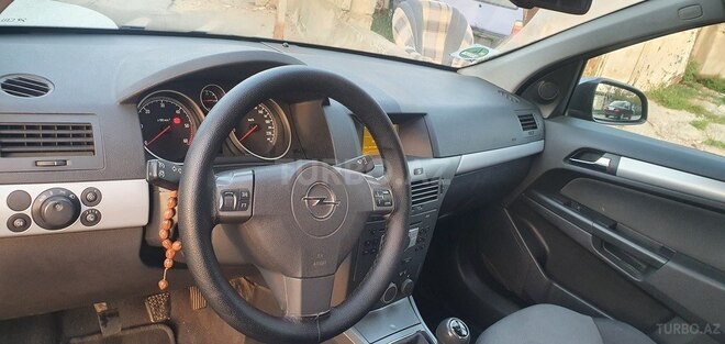 Opel Astra 2005, 238,200 km - 1.3 l - Bakı