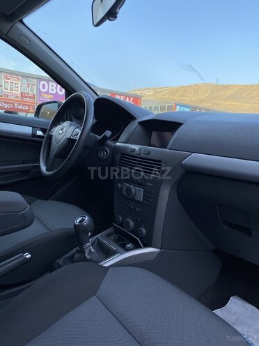 Opel Astra 2004, 114,000 km - 1.4 l - Bakı