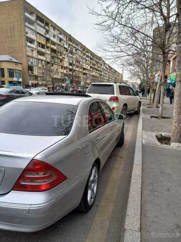 Mercedes C 240 2000, 310,400 km - 2.6 l - Bakı