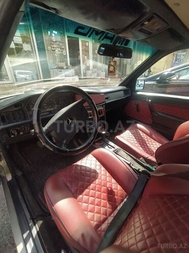 Mercedes 190 1990, 300,000 km - 2.5 l - Bakı