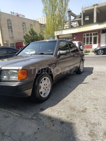 Mercedes 190 1990, 300,000 km - 2.5 l - Bakı