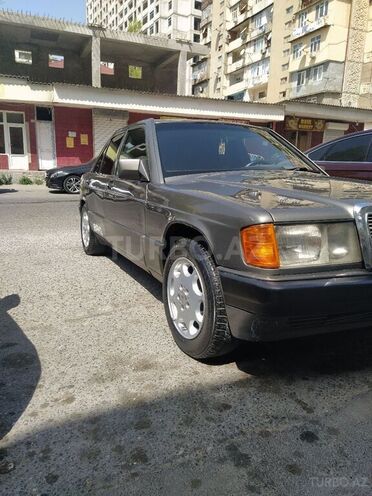 Mercedes 190 1990, 300,000 km - 2.5 l - Bakı