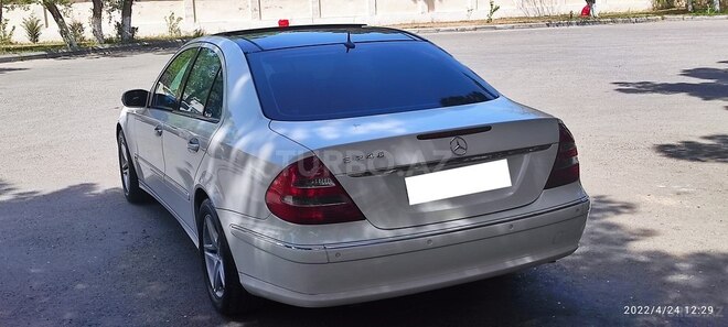 Mercedes E 240 2004, 310,098 km - 2.6 l - Sumqayıt