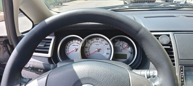 Nissan Tiida 2011, 75,000 km - 1.5 l - Bakı