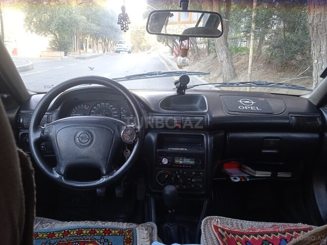Opel Astra 1995, 513,034 km - 1.8 l - Bakı