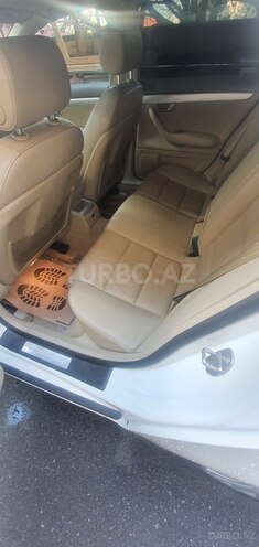 Audi A4 2005, 126,000 km - 2.0 л - Bakı