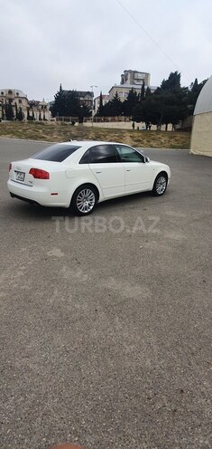 Audi A4 2005, 126,000 km - 2.0 л - Bakı