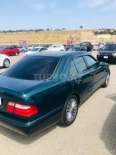 Mercedes E 230 1997, 490,000 km - 2.3 л - Bakı