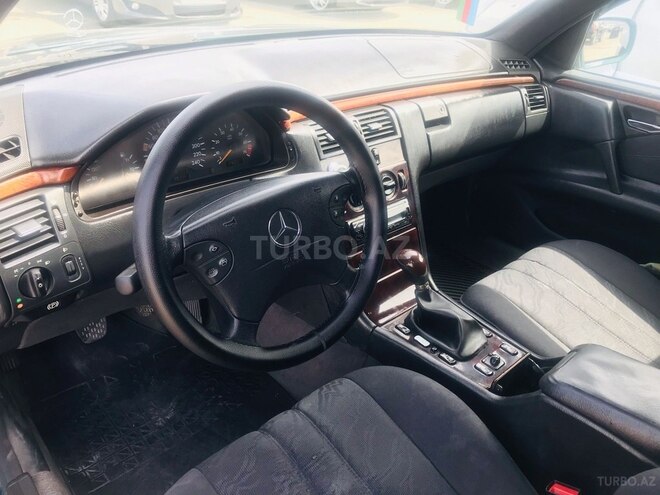 Mercedes E 230 1997, 490,000 km - 2.3 л - Bakı