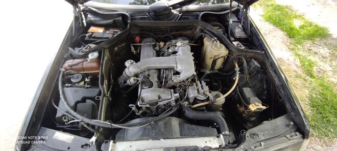 Mercedes E 250 1992, 598,000 km - 2.5 l - Beyləqan