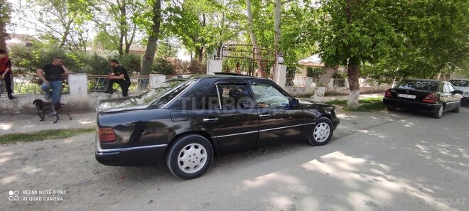 Mercedes E 250 1992, 598,000 km - 2.5 l - Beyləqan