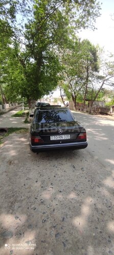Mercedes E 250 1992, 598,000 km - 2.5 l - Beyləqan