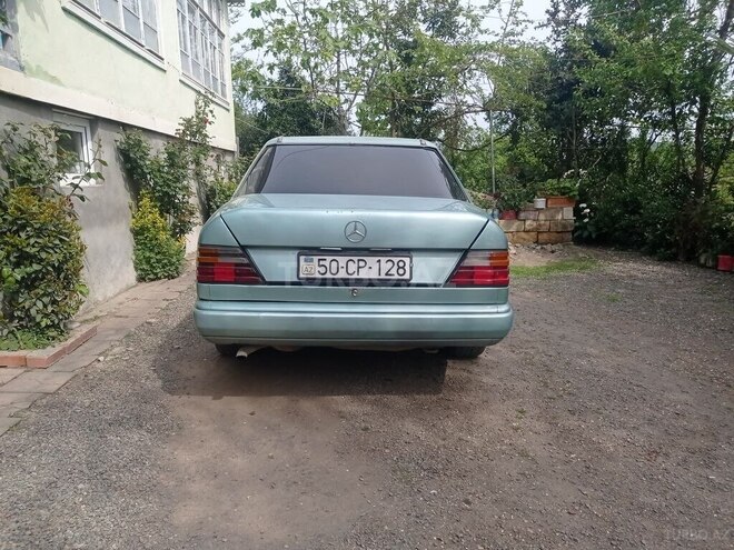 Mercedes E 200 1992, 369,000 km - 2.0 l - Lənkəran