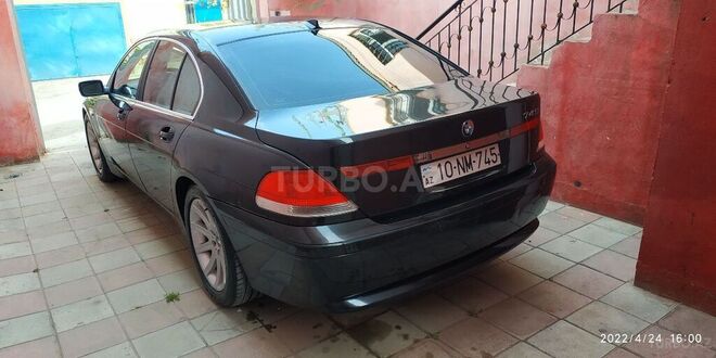 BMW 745 2001, 277,987 km - 4.4 l - Bakı