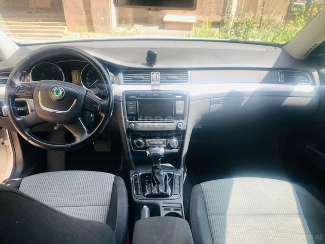 Skoda Superb 2011, 78,000 km - 1.8 l - Bakı