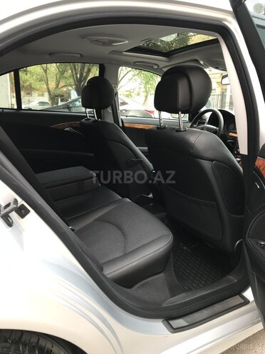 Mercedes E 220 2007, 298,000 km - 2.2 l - Sumqayıt