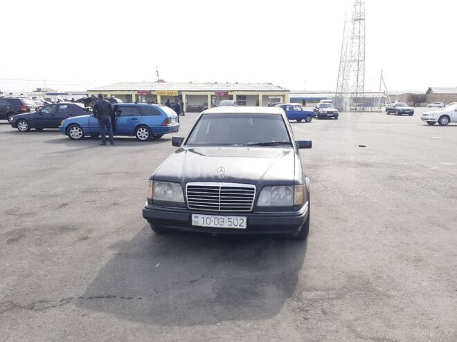 Mercedes E 250 1992, 460,000 km - 2.5 l - Bakı