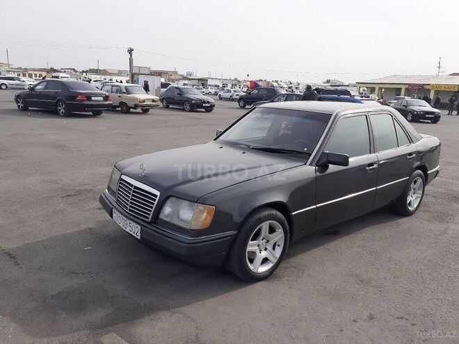 Mercedes E 250 1992, 460,000 km - 2.5 l - Bakı