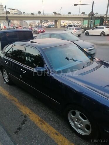 Mercedes E 220 1999, 510,000 km - 2.2 l - Bakı
