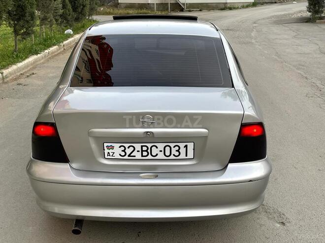 Opel Vectra 1996, 263,000 km - 1.6 l - Gəncə