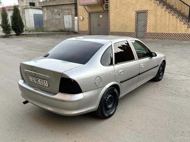 Opel Vectra 1996, 263,000 km - 1.6 l - Gəncə