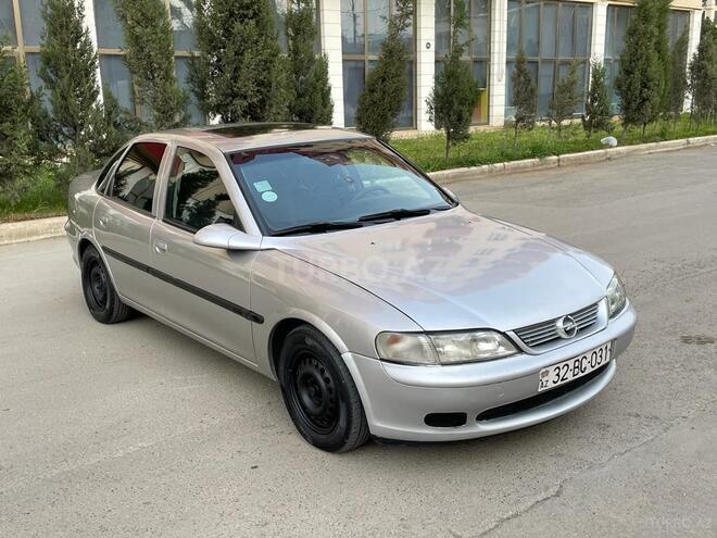 Opel Vectra 1996, 263,000 km - 1.6 l - Gəncə