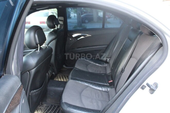 Mercedes E 220 2002, 395,000 km - 2.2 л - Bakı