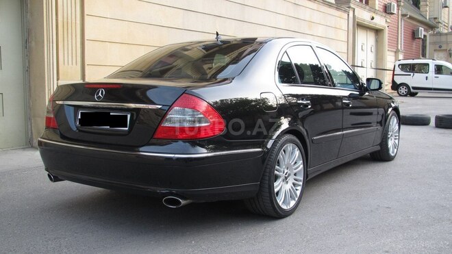 Mercedes E 220 2008, 260,000 km - 2.2 l - Bakı