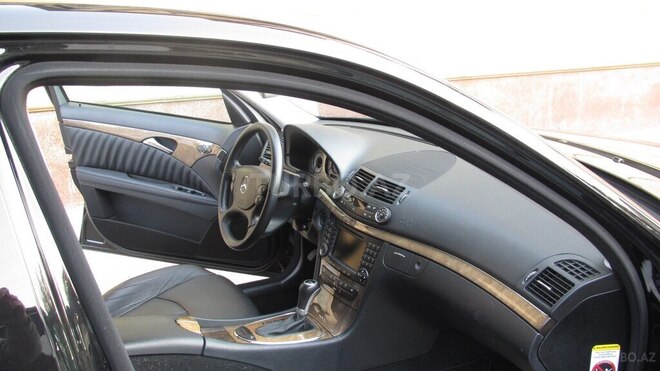Mercedes E 220 2008, 260,000 km - 2.2 l - Bakı