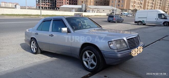 Mercedes E 220 1994, 350,000 km - 2.2 л - Bakı