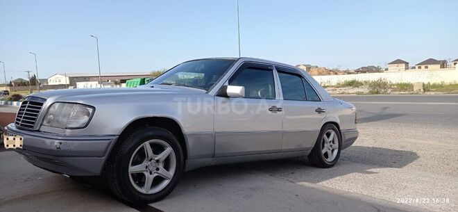 Mercedes E 220 1994, 350,000 km - 2.2 л - Bakı