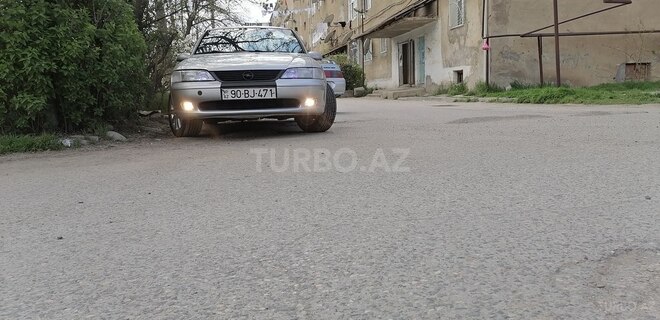 Opel Vectra 1997, 361,000 km - 2.0 l - Quba