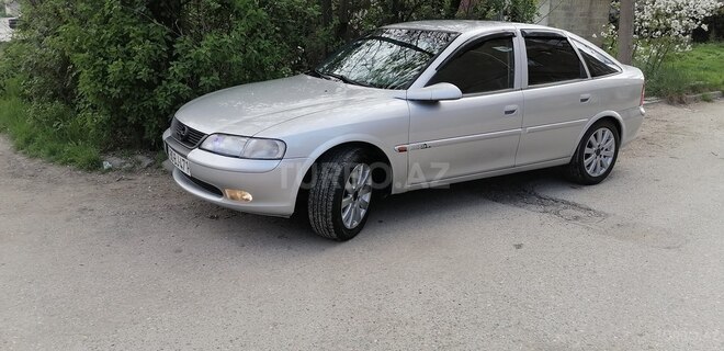 Opel Vectra 1997, 361,000 km - 2.0 l - Quba
