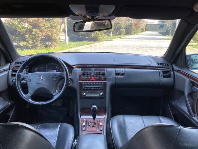 Mercedes E 220 2000, 400,000 km - 2.2 l - Bakı