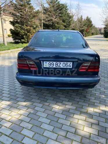 Mercedes E 220 2000, 400,000 km - 2.2 l - Bakı
