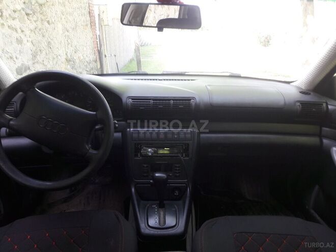 Audi A4 1995, 346,000 km - 2.8 l - Balakən