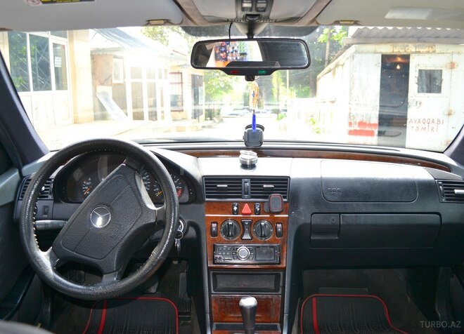 Mercedes C 180 1996, 368,430 km - 1.8 л - Şamaxı