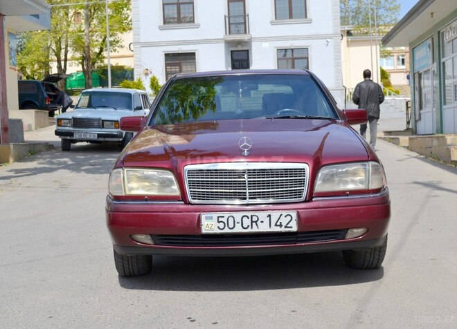 Mercedes C 180 1996, 368,430 km - 1.8 л - Şamaxı