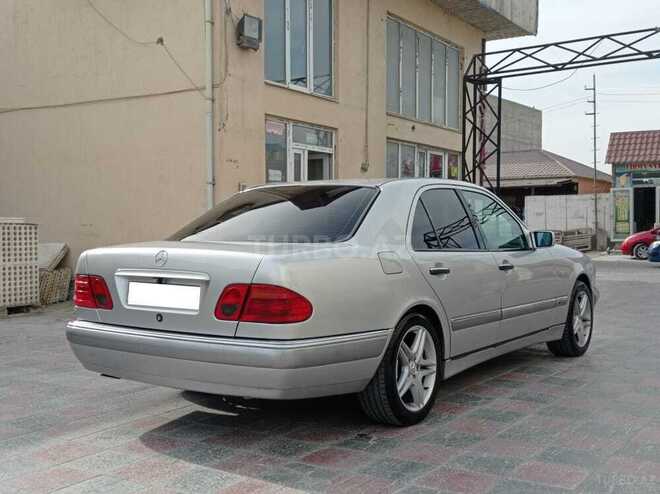 Mercedes E 280 1998, 284,588 km - 2.8 l - Bakı