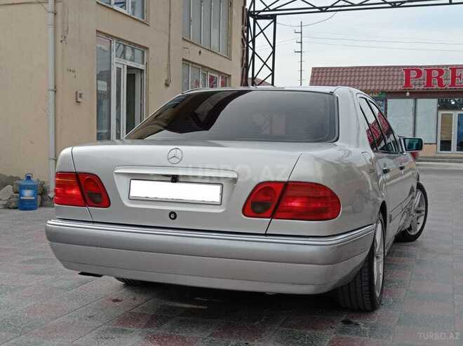 Mercedes E 280 1998, 284,588 km - 2.8 l - Bakı