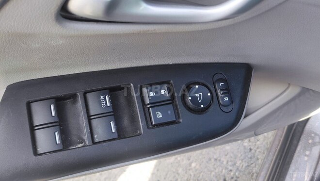 Honda Civic 2015, 143,232 km - 1.5 l - Bakı