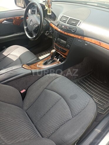 Mercedes E 220 2002, 362,825 km - 2.2 l - Sumqayıt