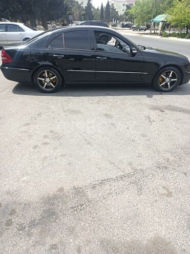 Mercedes E 220 2002, 362,825 km - 2.2 l - Sumqayıt