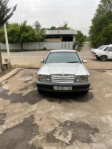 Mercedes 190 1998, 200,000 km - 2.0 л - Masallı
