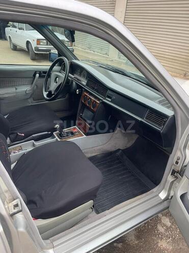 Mercedes 190 1998, 200,000 km - 2.0 л - Masallı
