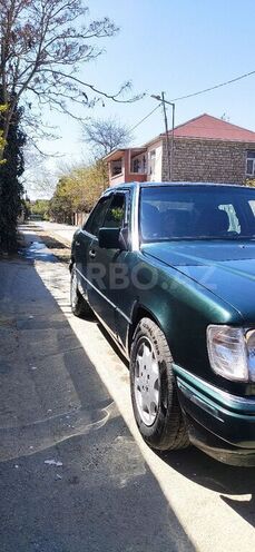 Mercedes E 300 1995, 525,300 km - 3.0 л - Bakı