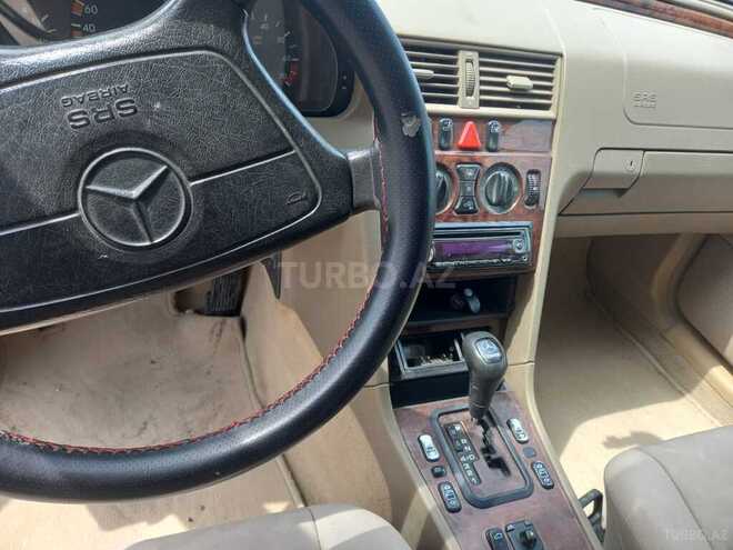 Mercedes C 220 1998, 250,000 km - 2.2 л - Bakı